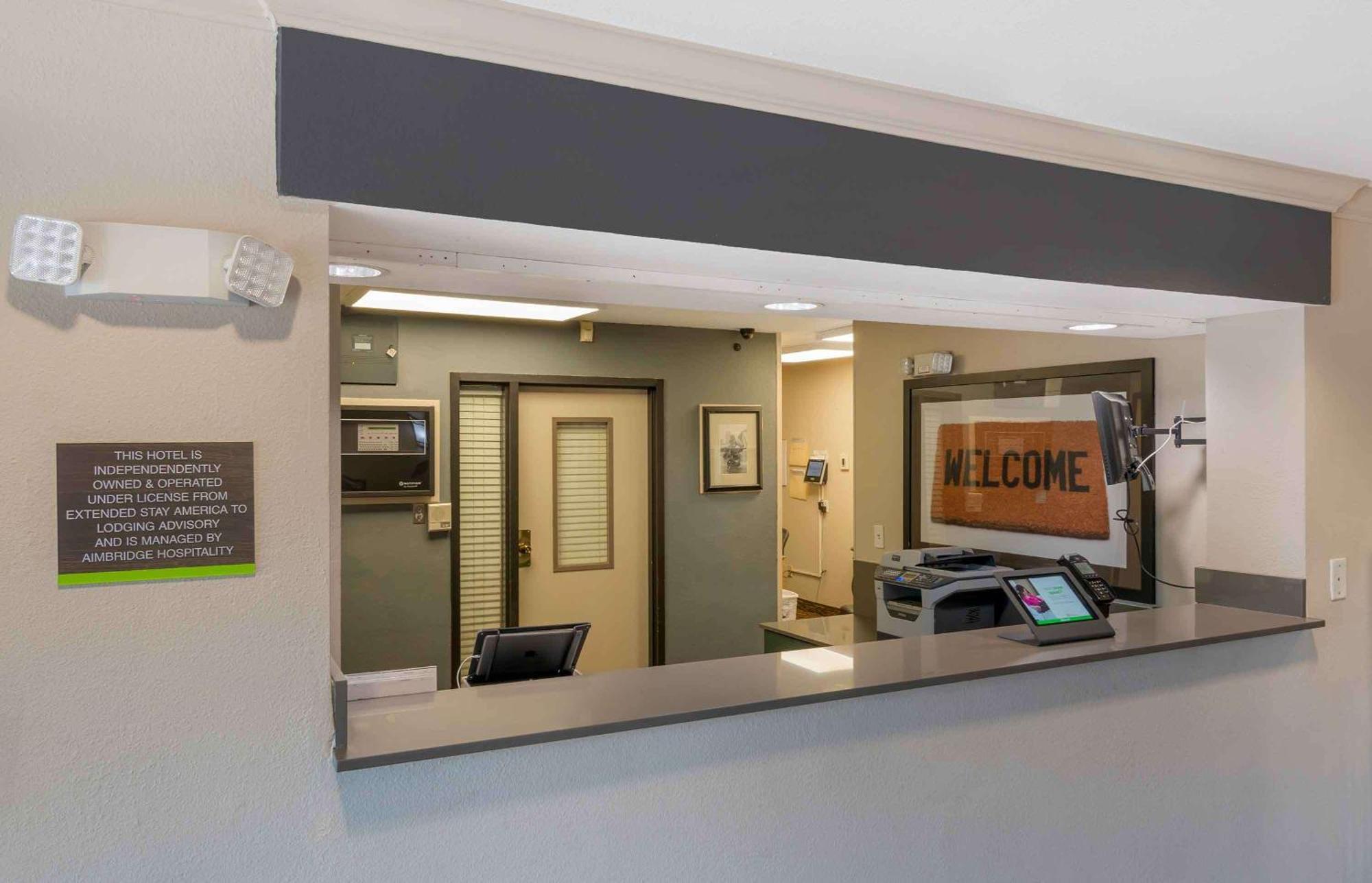 Extended Stay America Suites - Kansas City - Country Club Plaza Bagian luar foto