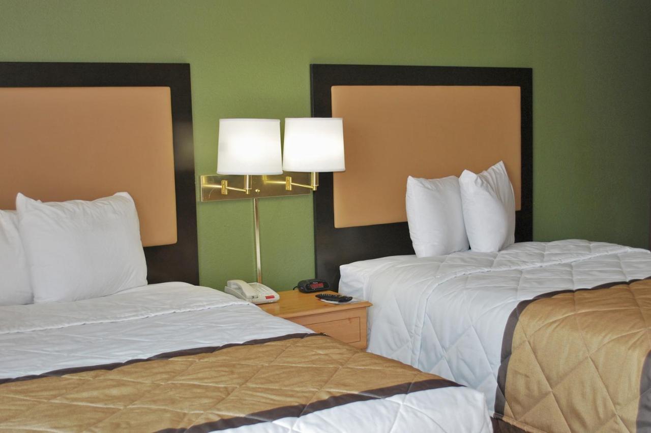 Extended Stay America Suites - Kansas City - Country Club Plaza Bagian luar foto